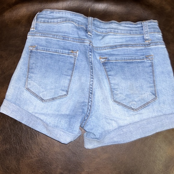 Kancan Shorts - Picture 2 of 4